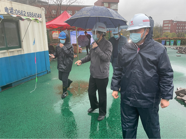 公司黨委書(shū)記檢查基層單位疫情防控工作 公司黨委書(shū)記檢查基層單位疫情防控工作