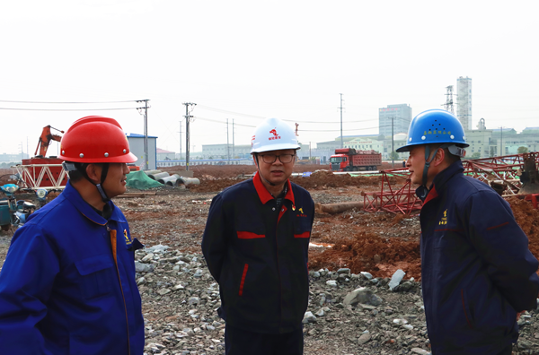 公司黨委書記王伍升到銅基新材料項(xiàng)目檢查指導(dǎo)工作 公司黨委書記王伍升到銅基新材料項(xiàng)目檢查指導(dǎo)工作