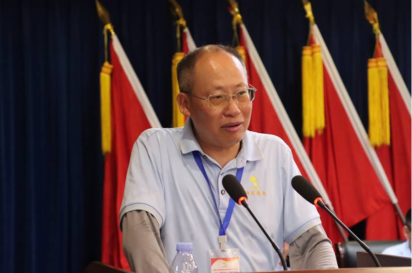 公司召開三屆一次職工代表會(huì)、三屆工會(huì)會(huì)員代表會(huì)